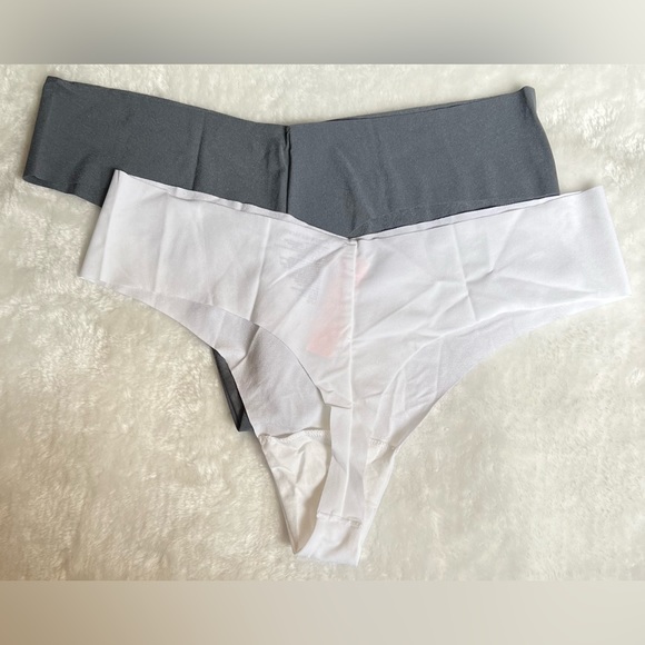 3 Pack of Victoria’s Secret No-Show Laser-Cut Thong Panties Size Large - Picture 2 of 4